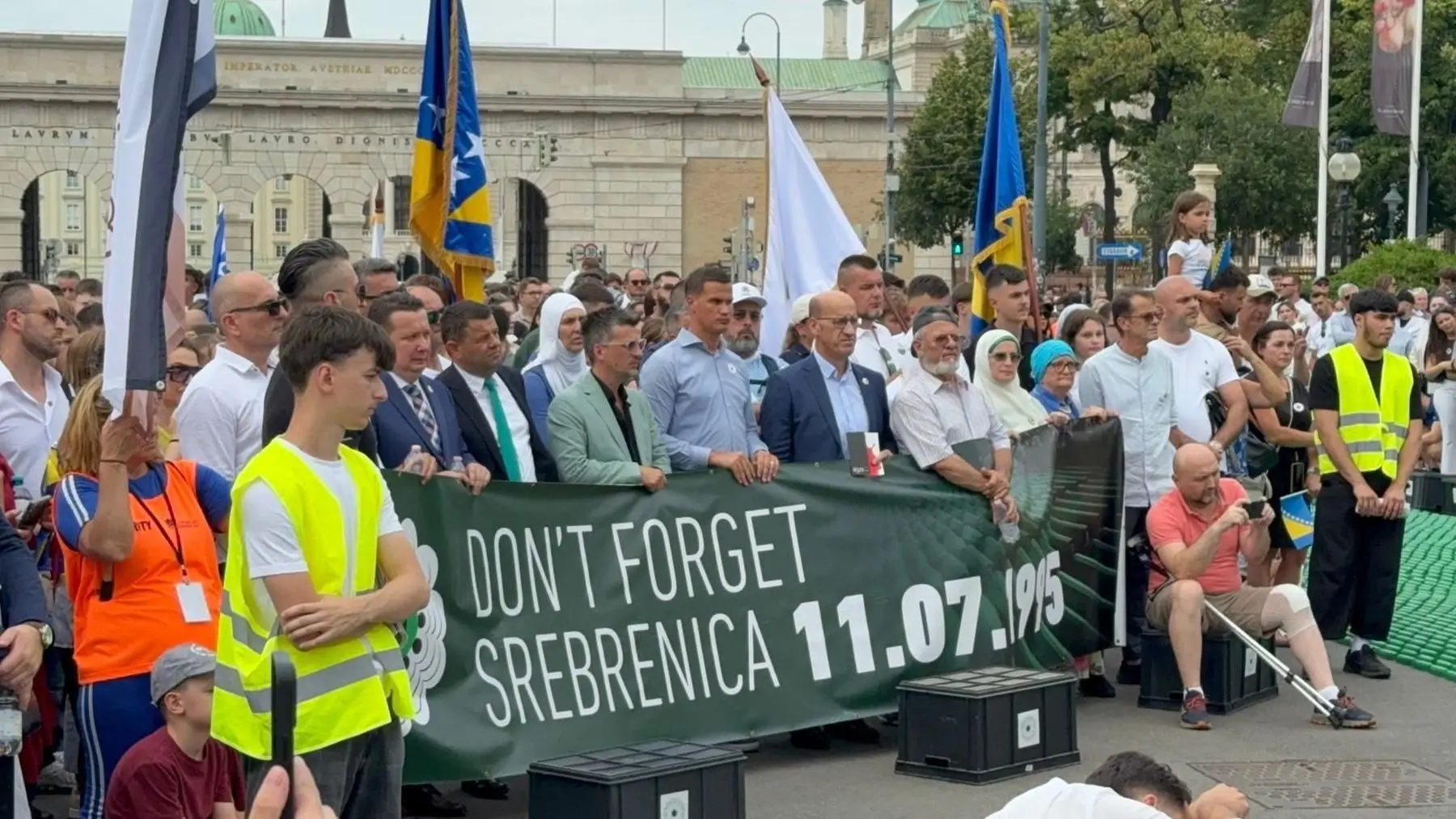 "Cvijet istine i nade" izveden u Beču - Snažna poruka sjećanja i solidarnosti uz podršku Vlade Tuzlanskog kantona